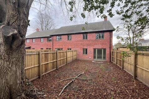 1 and 3, Mulberry Close Abergavenny, NP7 5ES | Fre