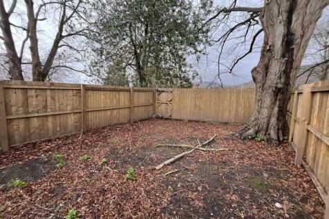 1 and 3, Mulberry Close Abergavenny, NP7 5ES | Fre