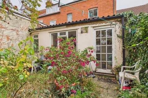 51 Benedict Street, Glastonbury, Somerset BA6 9NB 