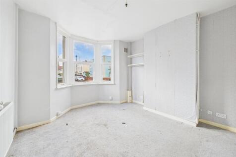 59 Saint Nicholas Road, Saint Agnes, Bristol BS2 9