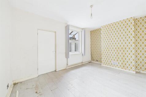 59 Saint Nicholas Road, Saint Agnes, Bristol BS2 9