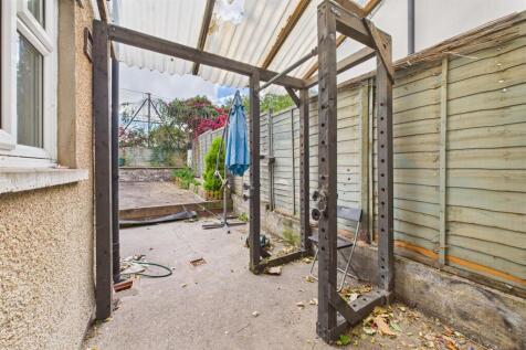 59 Saint Nicholas Road, Saint Agnes, Bristol BS2 9