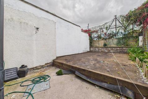 59 Saint Nicholas Road, Saint Agnes, Bristol BS2 9