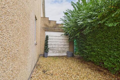 51 Cleeve Hill, Downend, Bristol BS16 6EU | Freeho