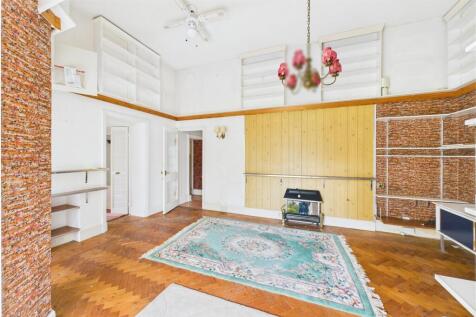 Cliff Lodge, 13 Old Teignmouth Road, Dawlish EX7 0