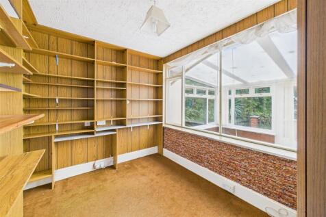 Cliff Lodge, 13 Old Teignmouth Road, Dawlish EX7 0