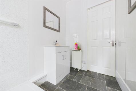 Cliff Lodge, 13 Old Teignmouth Road, Dawlish EX7 0