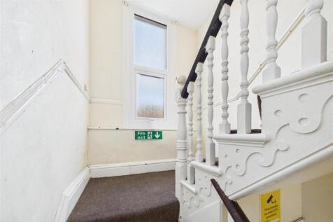 10, Cranbrook Road Bristol, BS6 7BN | Hollis Morga