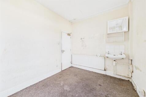 10, Cranbrook Road Bristol, BS6 7BN | Hollis Morga