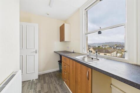 Flat 3, 38, Rivers Street Walcott, Bath, BA1 2QA |