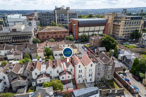 12 Osborne Villas, Kingsdown, Bristol BS2 8BP | Fr