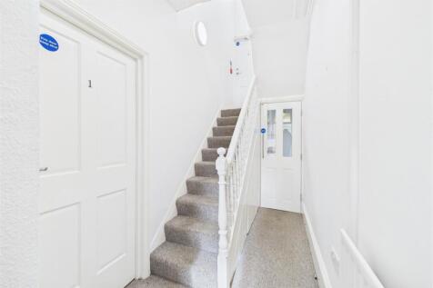 12 Osborne Villas, Kingsdown, Bristol BS2 8BP | Fr