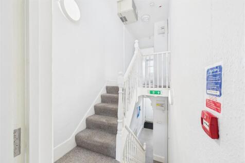 12 Osborne Villas, Kingsdown, Bristol BS2 8BP | Fr