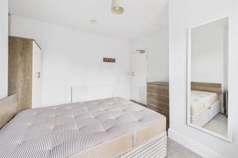 12 Osborne Villas, Kingsdown, Bristol BS2 8BP | Fr