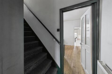 17 Kimberley Road Kingswood, Bristol, BS15 1RG | F