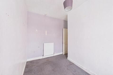 17 Kimberley Road Kingswood, Bristol, BS15 1RG | F