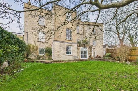 Garden Flat, 63 Newbridge Hill, Newbridge, Bath BA