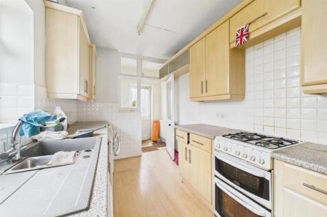 1 Charlton Park, Keynsham, Bristol BS31 2NA | Free