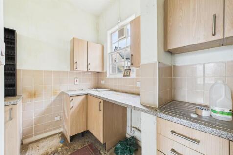 Flat 3 4 Fountain Buildings, Walcot, Bath BA1 5DU