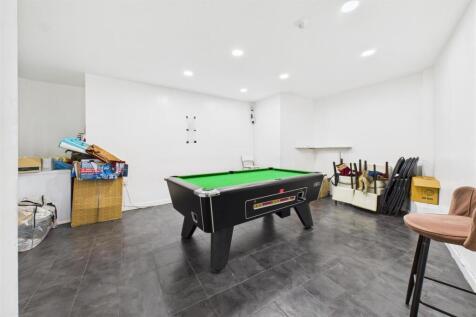 182 - 186 Lawrence Hill, Redfield, Bristol, BS5 0D