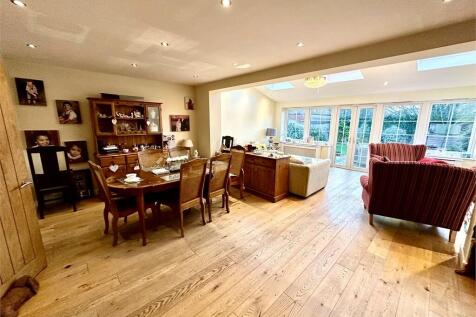 Family/Dining room