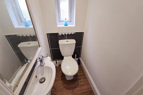 Downstairs wc