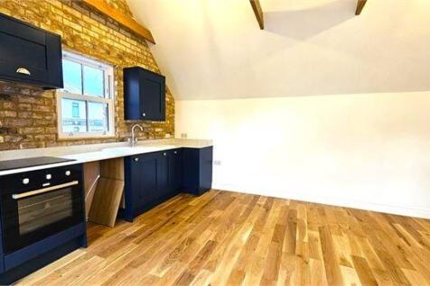 Open plan Lounge/Diner/Kitchen