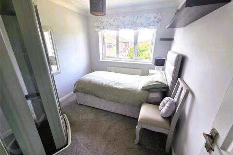 Dressing room/Bedroom 6