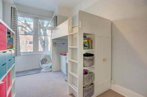 bedroom7