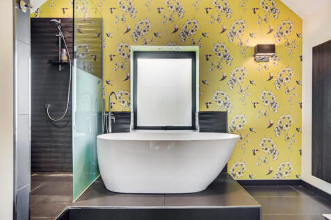 bathroom2