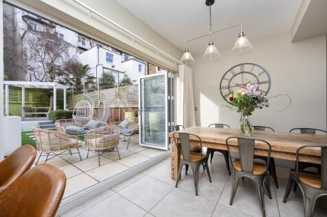 hollandroad12036