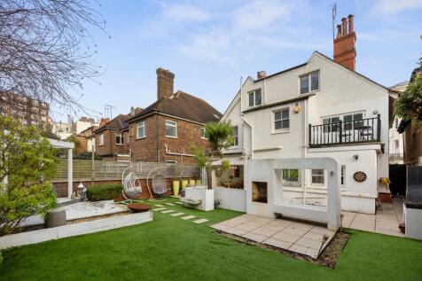 hollandroad12043