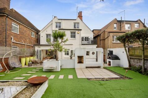 hollandroad12044