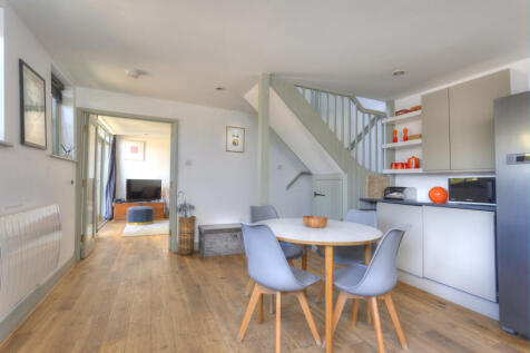 coachhousekitchen2