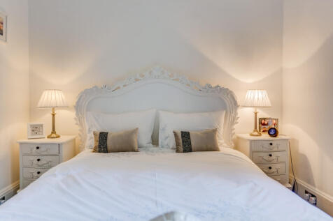 bedroom5