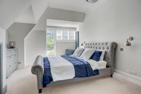 bedroom4