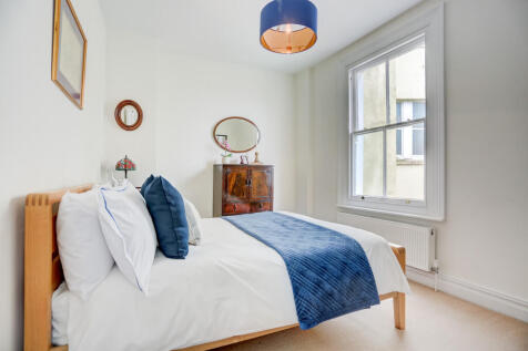 bedroom2