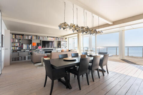 westernesplanade8