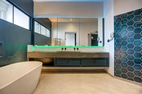 ensuite2