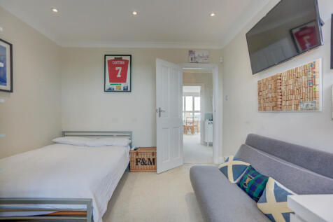 bedroom2