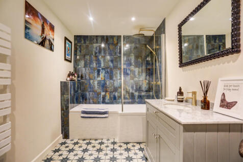 bathroom2