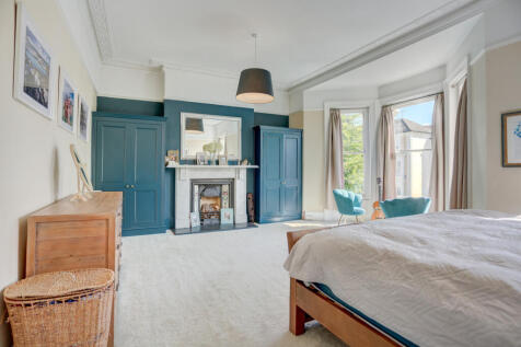 bedroom7