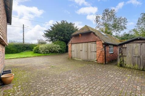 Garage/Parking