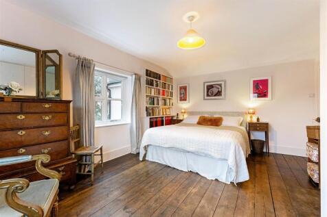 Bedroom (2)