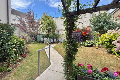 Property Image 8