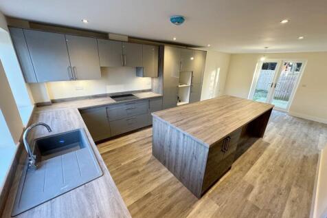 Kitchen / Breakfast / Family Room