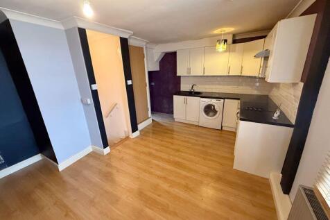 Kitchen / Lounge