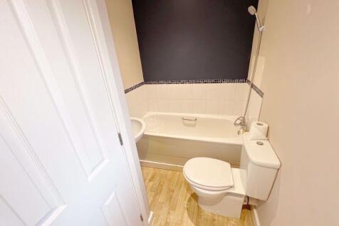 En-Suite 2