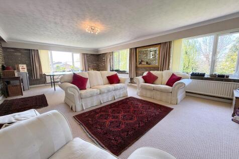Family Room / Games Room