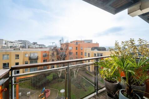 Property Image 11